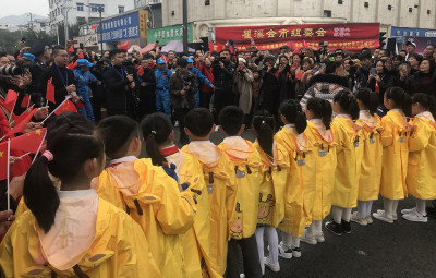 瞿溪二月初一会市《演岀》组照3