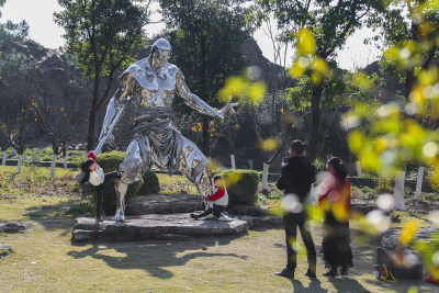 龙湾黄石山雕塑公园