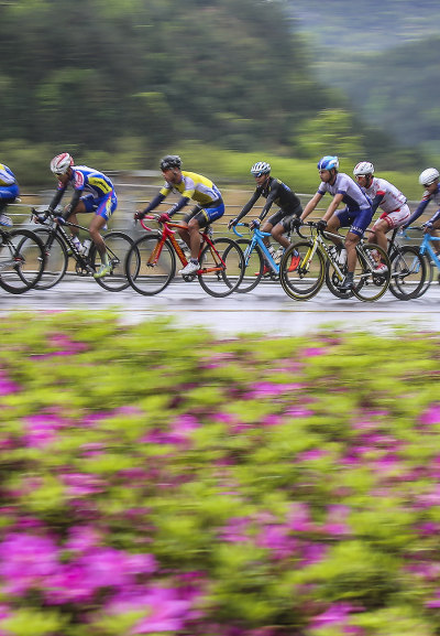 〈 激情的碰撞〉  全国公路自行车冠军赛 (温州站) 在洞头举行