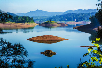美丽天顶湖（组照二）