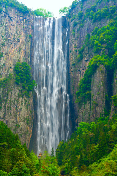 翠瀑