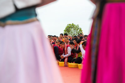 《畲乡祭祖》组照 