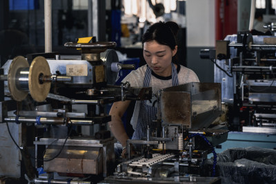 蓝图文具生产车间04