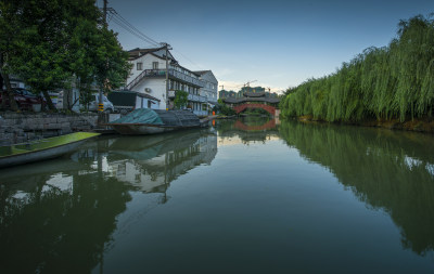 秀丽水乡