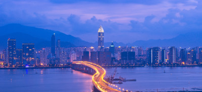 江滨夜色