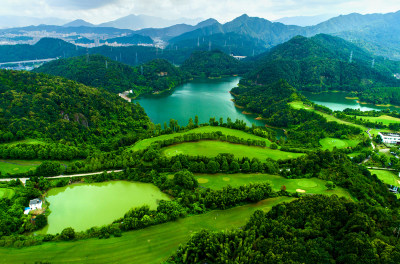 绿水青山就是金山银山