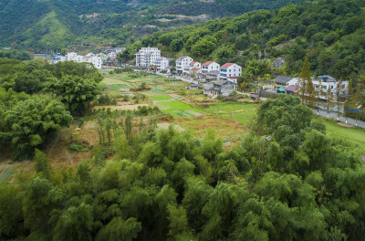 麻芝川村风情