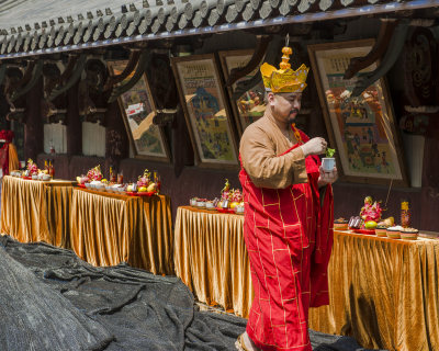 天护寺祭拜活动拍摄于温州仙岩