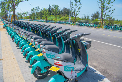 电动自行车