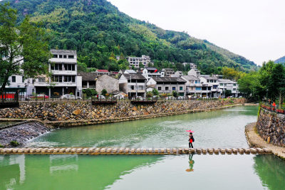 组照2：溪水潺潺（横坑村）