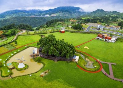 泰顺县柳峰乡墩头村高场自然村倾力打造的一座集牧业休闲、养生度假、科普教育、创意农业以及牧场体验于一体