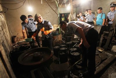 夜查偷排