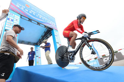 风驰电掣