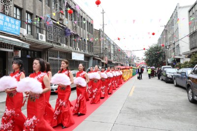 娘家会组图三