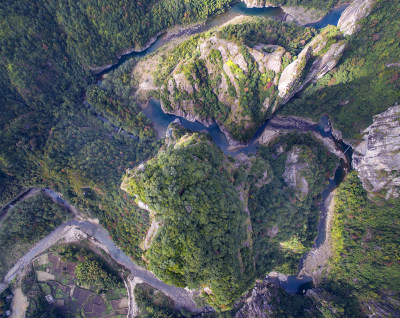 秋色石桅岩