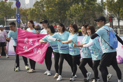 “樱”开而来