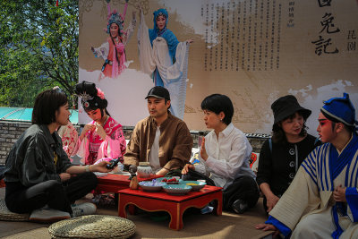演员接受采访