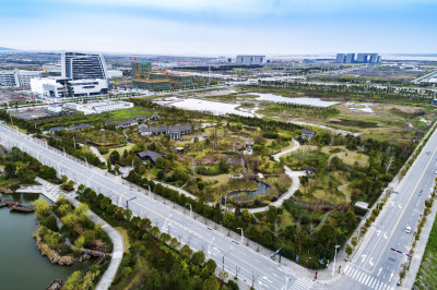 《俯瞰新月公园》组照之二