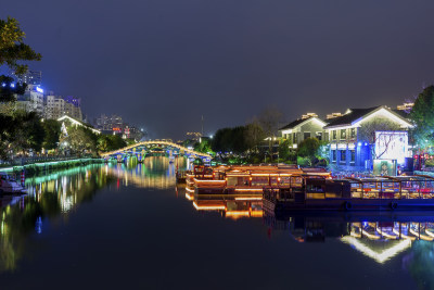 《塘河夜画》组照之三