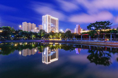 《半塘夜色》组照之三