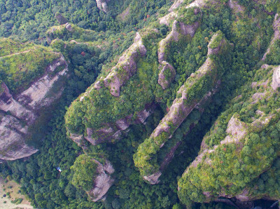 绿色雁荡山灵岩景区