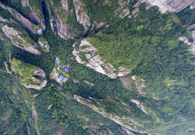 绿色雁荡山灵岩景区