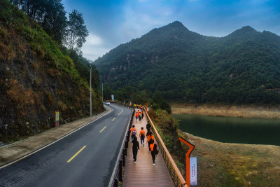 绿色泽雅水库美景组图3