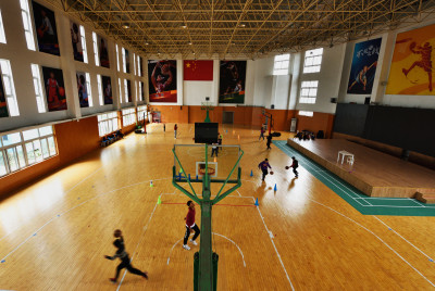 瓯海区外国语学校小学分校组照之三（室内篮球场））