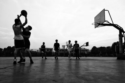 《激情岁月》组照之三—挡