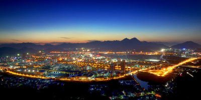 大学城夜景