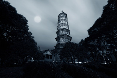古塔月色2