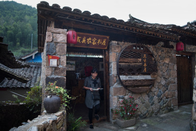 村里的绿色文化精神食粮。