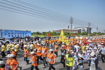 奔跑吧龙港