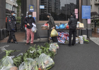 《人间温情组照之六》