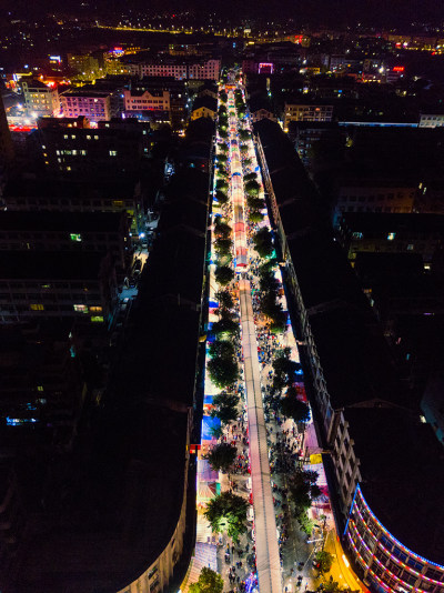 《夜市》(组图)之三
