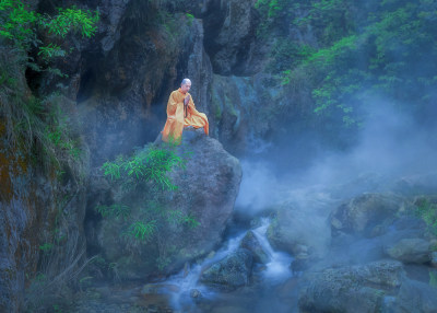 摄于仙岩雷响潭旁边