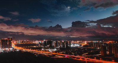 夜幕降临的瓯越大桥