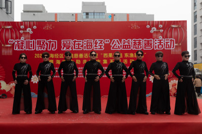 《台上台下的风采》（组照之三）