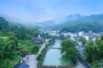 垟坑村云雾美景2