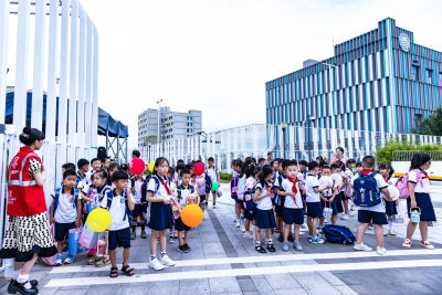 《开学啦》组照4 瓯江口光华学校