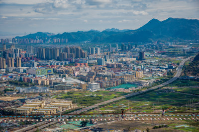 拍摄瓯海区梧田的都市高楼建筑