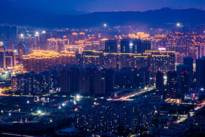 拍摄瓯海区娄桥的都市夜景