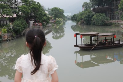 漫步在山根村