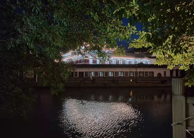 夏夜唐河景之波光粼粼