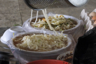 桥下生活4