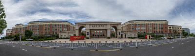 中学全景图接片