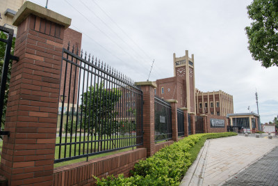 小学右