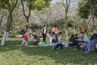 学生与家长